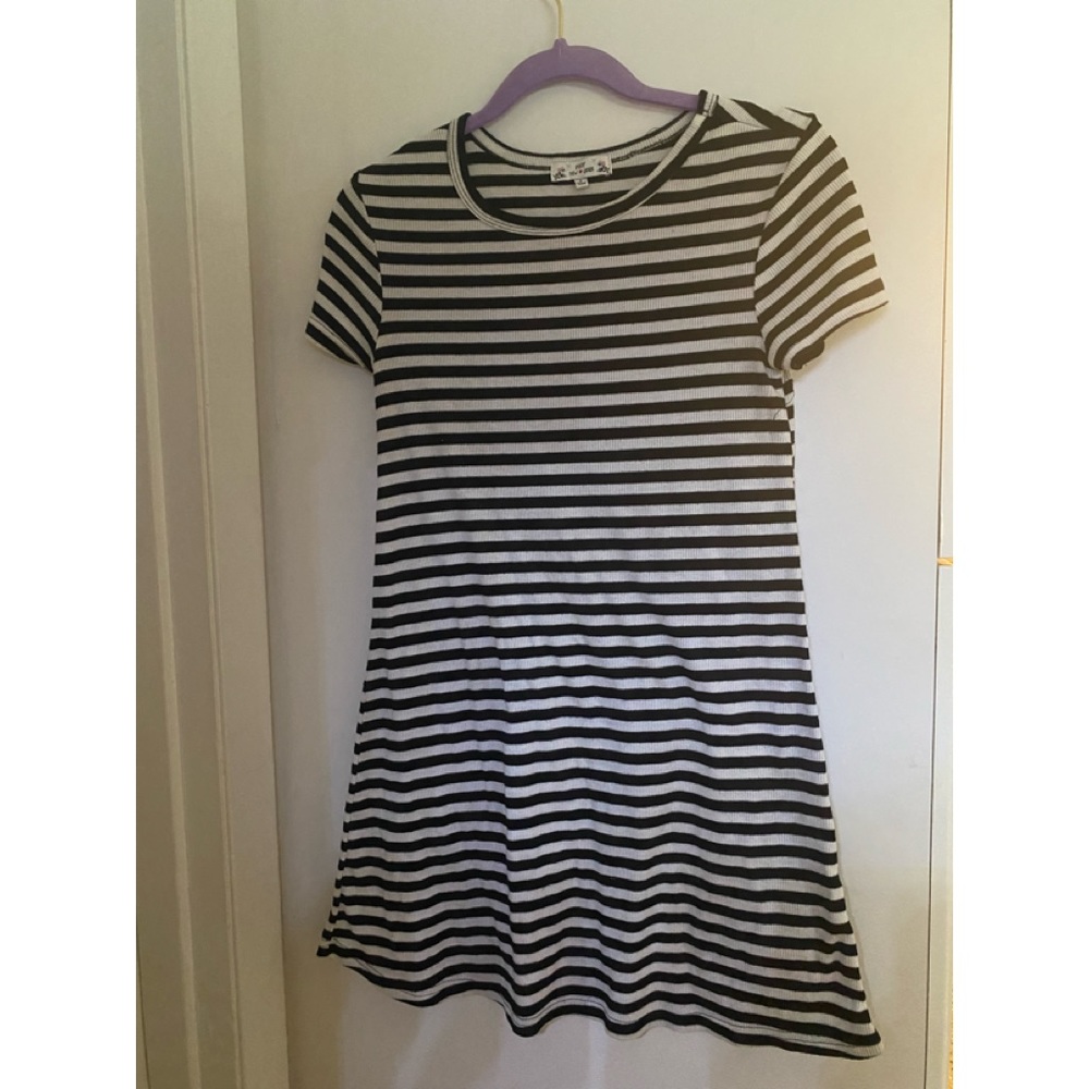 girls black and white striped dress